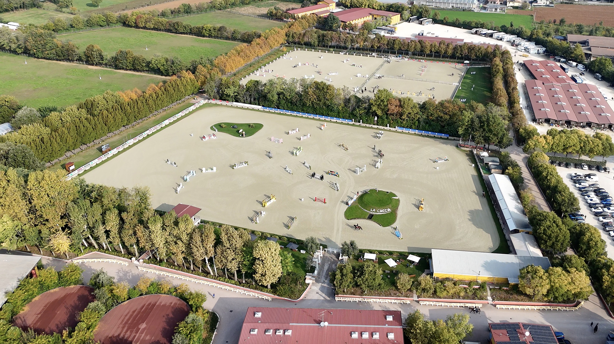 Arena Giulio Cesare e Arena Borgo - Scuderia La Caccia Arena Giulio Cesare e Arena Borgo - Scuderia La Caccia