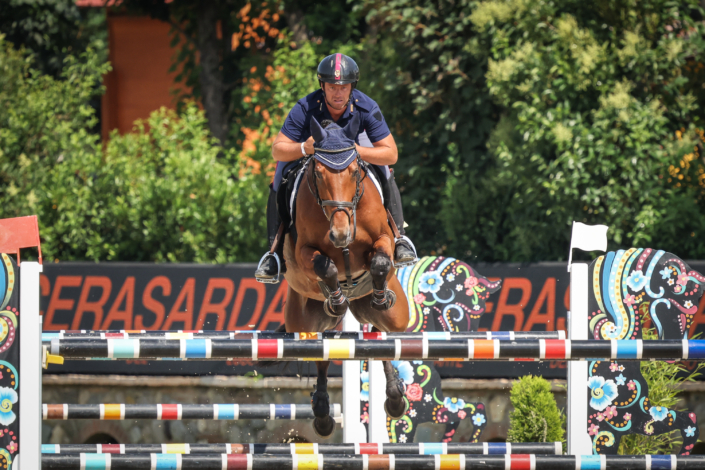 Federico Ciriesi riding Quantasy della Caccia Grand Prix CSI3* Scuderia La Caccia 2026 © Scuderia la Caccia – Marta Fusetti Federico Ciriesi riding Quantasy della Caccia Grand Prix CSI3* Scuderia La Caccia 2026