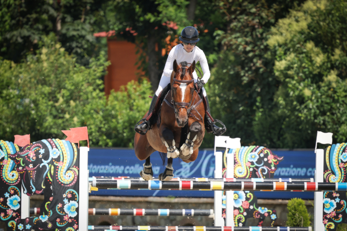 Alessandra Volpi – Madjick – Grand Prix CSI3* Scuderia La Caccia 2026 Alessandra Volpi riding Madjick show jumping Lake Garda CSI3* 2026